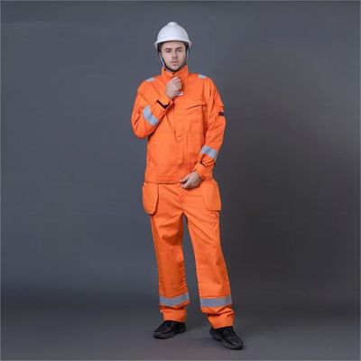 Ein guter Preis. Der 65% Baumwolle35% Leichtgewichtler-feuerverzögernder Overall Polyester-Sicherungsarbeiten-Uniform-NZS Online